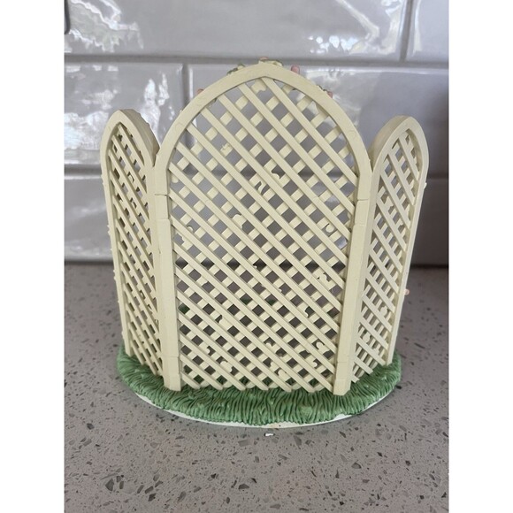 Precious Moments Collection Bridal Party Trellis Cake Topper Figure Not Included - Picture 4 of 10